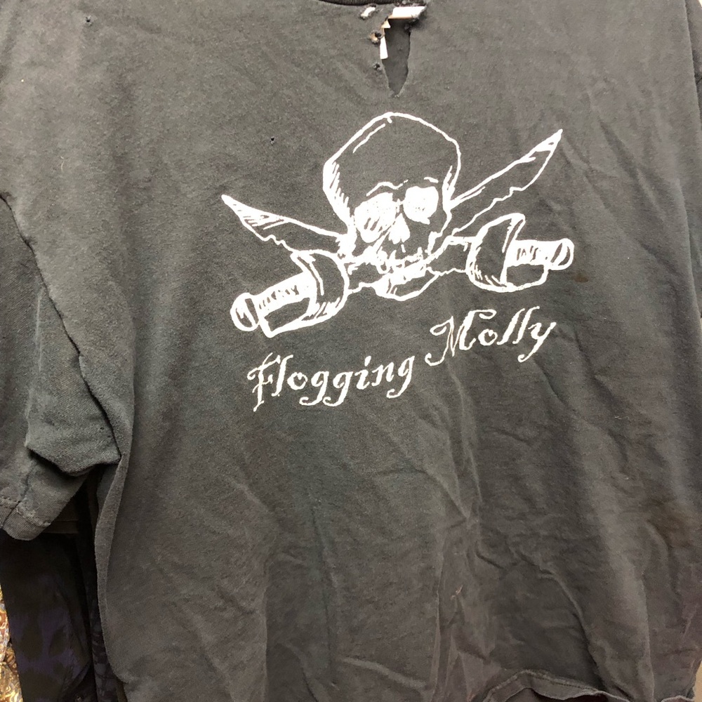 Men’s flogging Molly band shirt size XL